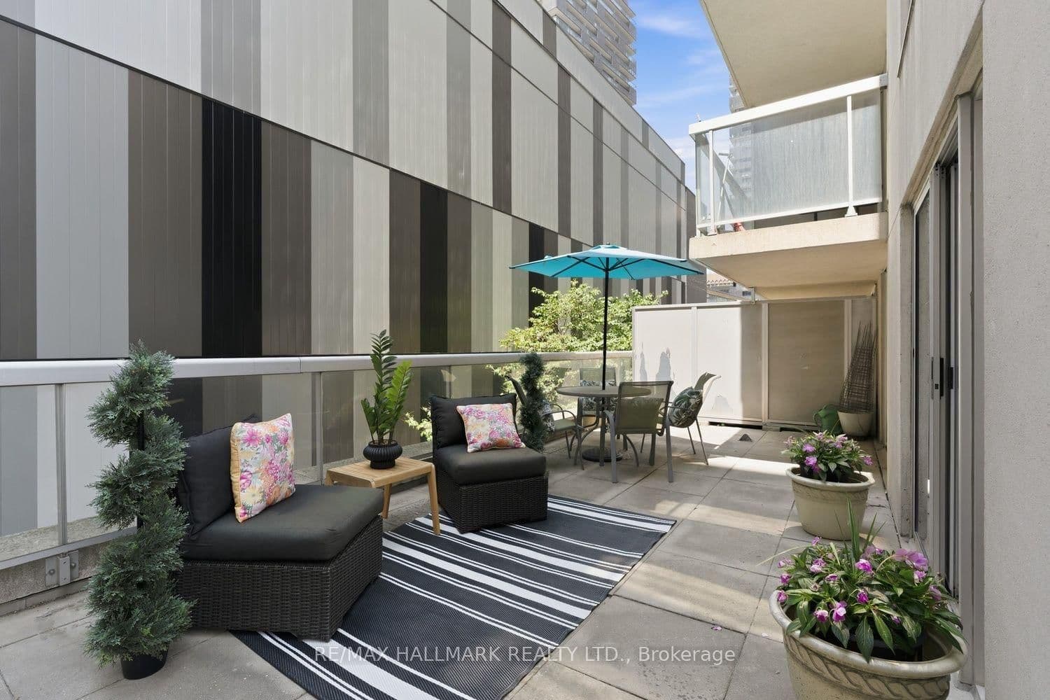 43 Eglinton Avenue E, Unit 310 thumbnail 8