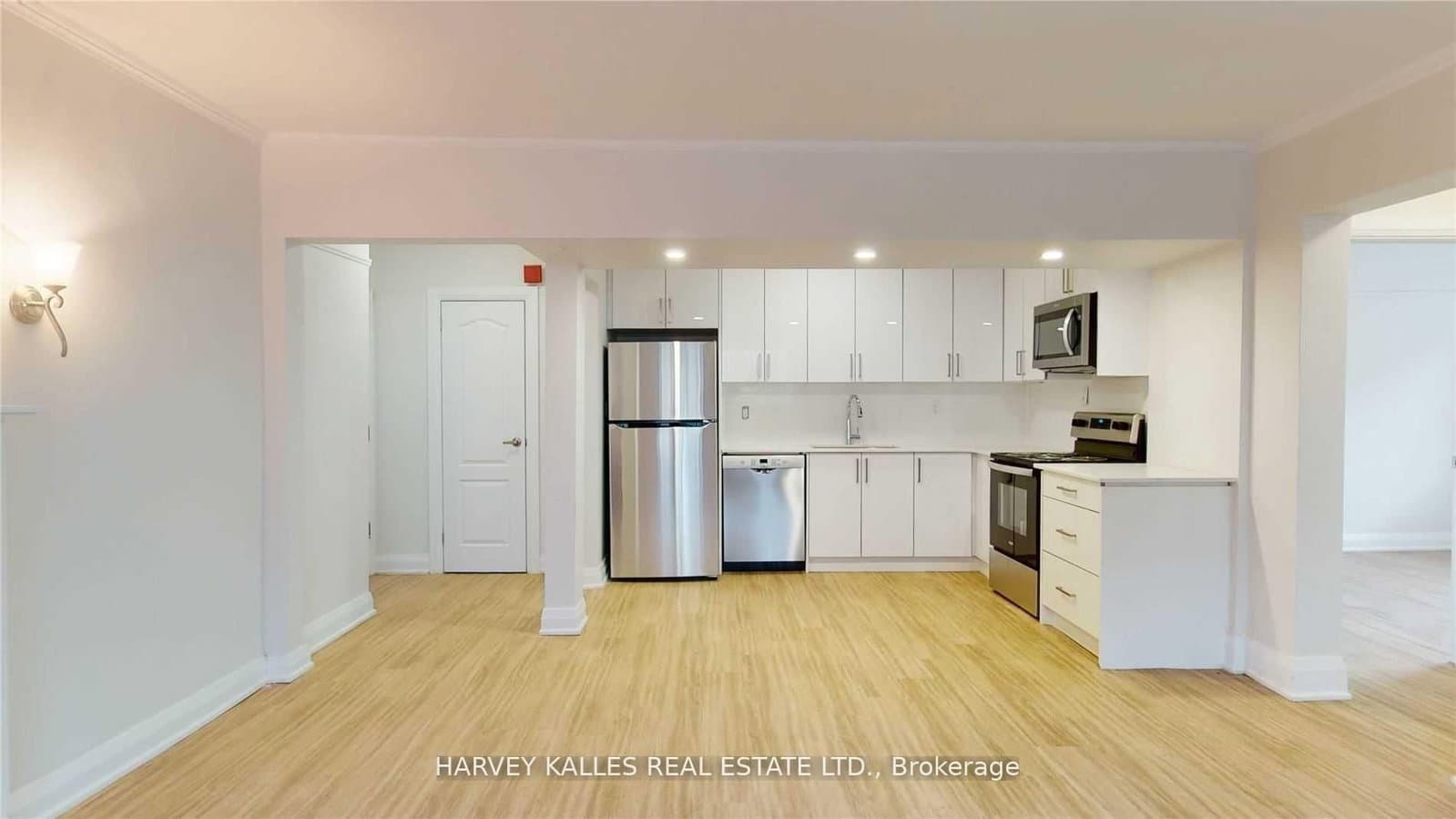 316 Lonsdale Road, Unit 2 thumbnail 12