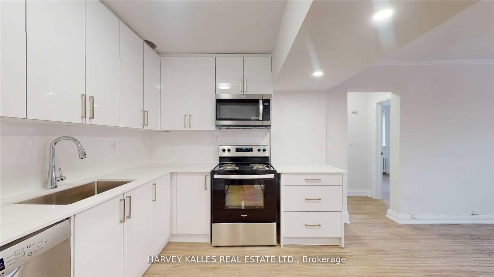316 Lonsdale Road, Unit 2 thumbnail 7