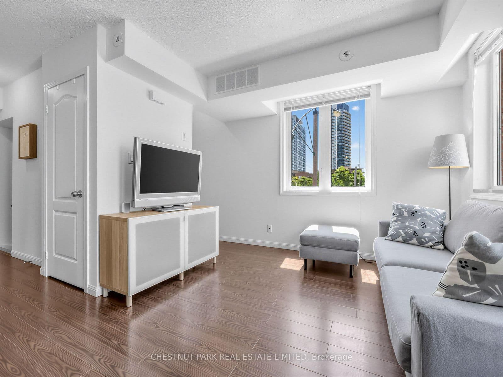 26 Douro Street, Unit 333 thumbnail 12