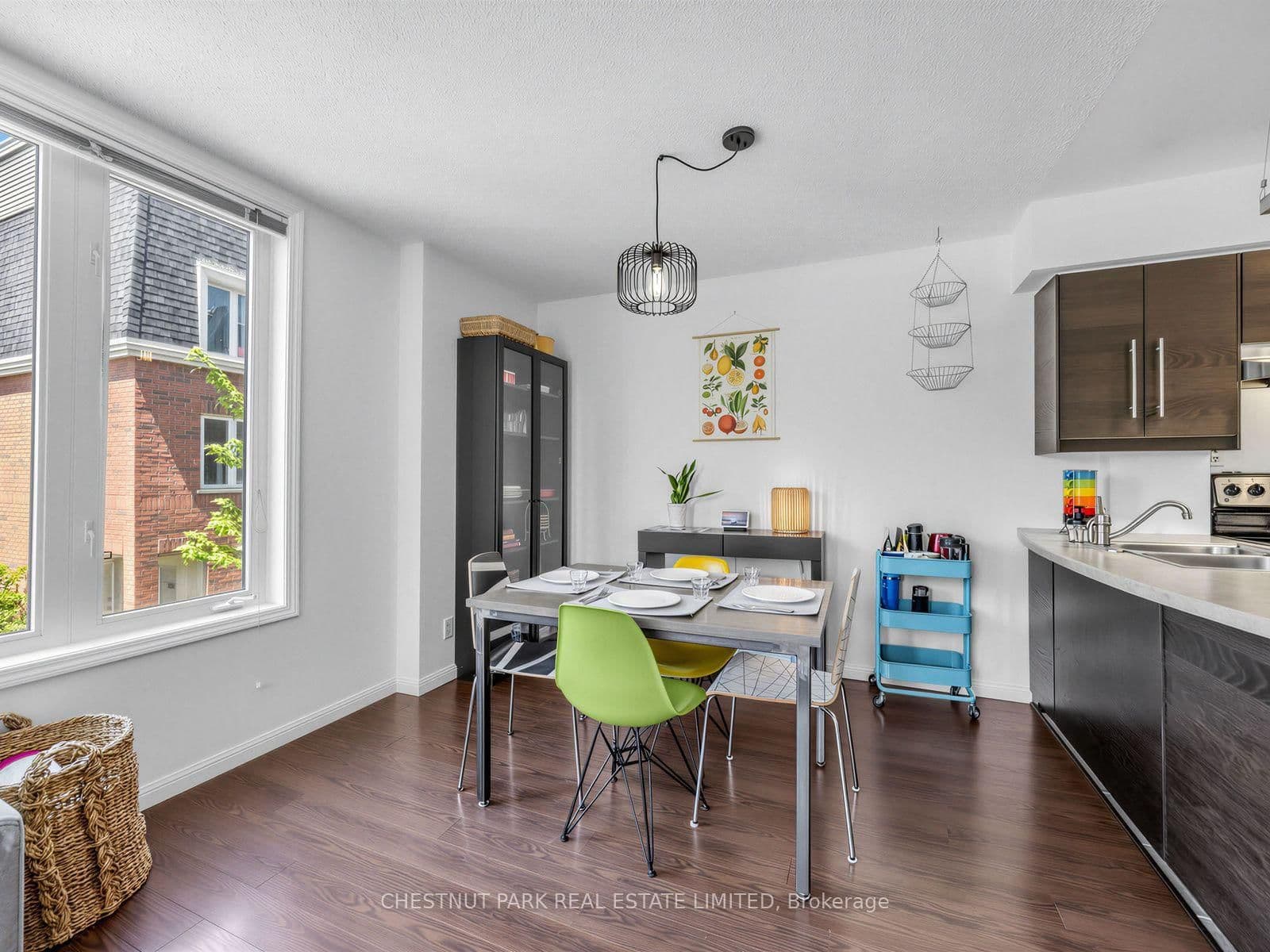 26 Douro Street, Unit 333 thumbnail 9