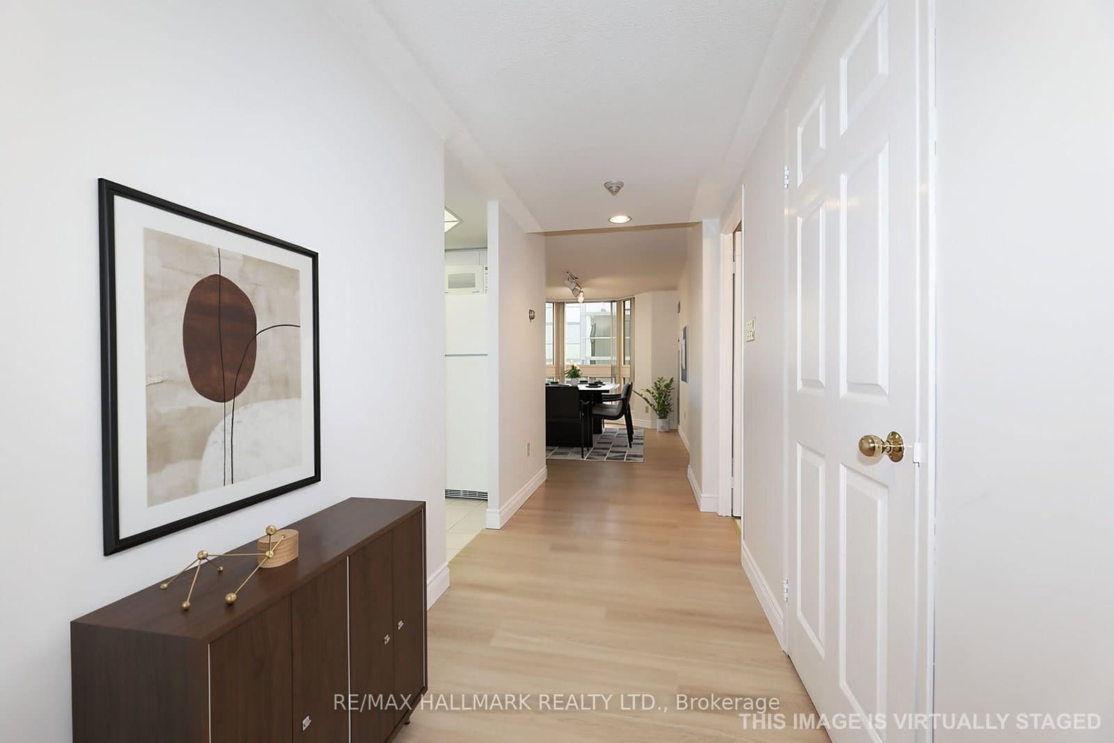 10 Kenneth Avenue, Unit 1704 thumbnail 7