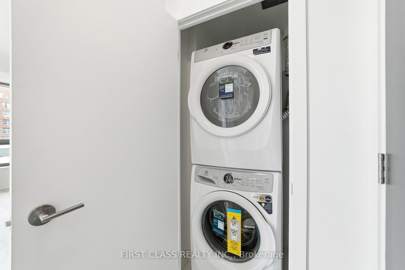 8 Olympic Garden Drive, Unit S707 thumbnail 22