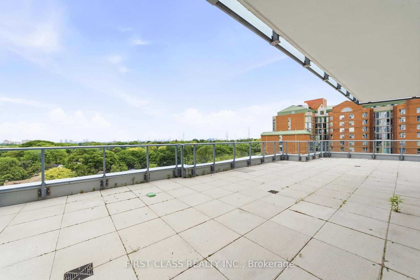 8 Olympic Garden Drive, Unit S707 thumbnail 3