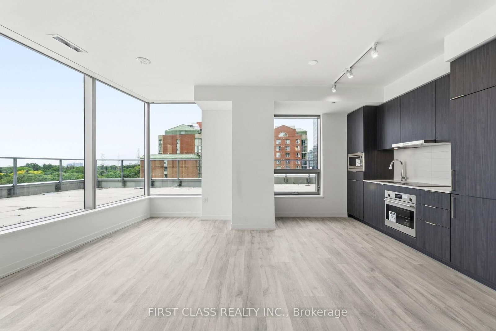 8 Olympic Garden Drive, Unit S707 thumbnail 5