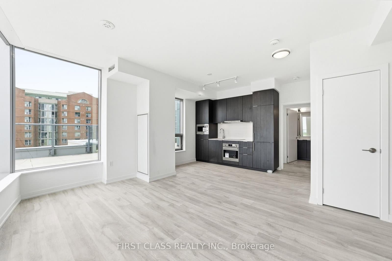 8 Olympic Garden Drive, Unit S707 thumbnail 6