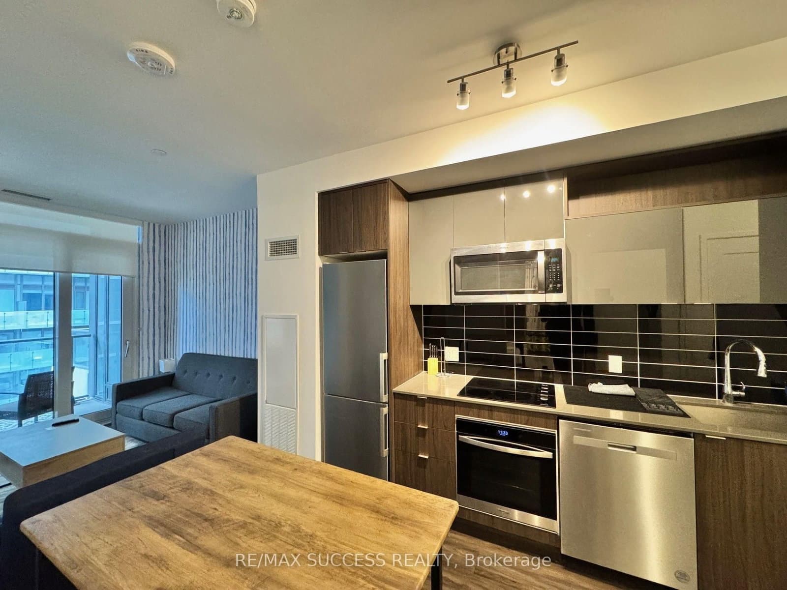 70 Princess Street, Unit 1925A thumbnail 16