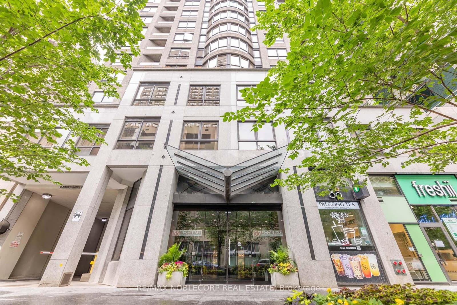 55 Bloor Street E, Unit 609 thumbnail 2