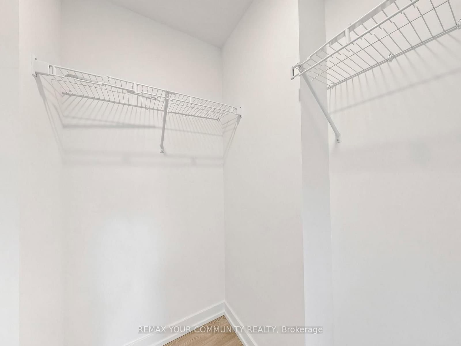 35 Parliament Street, Unit 2504 thumbnail 16