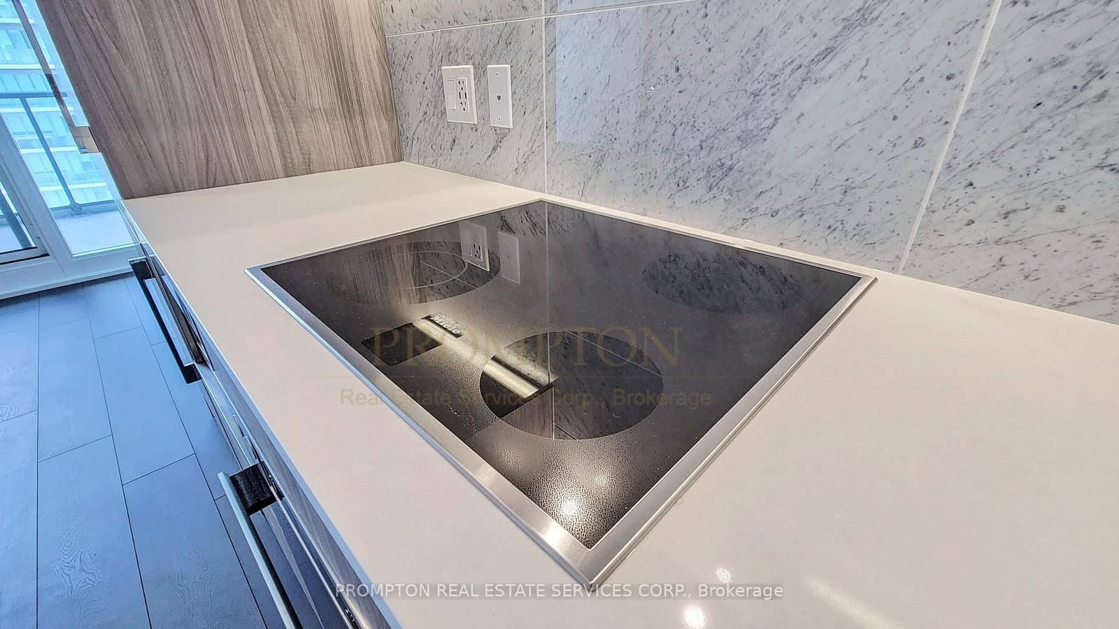 95 McMahon Drive, Unit 1109 thumbnail 17