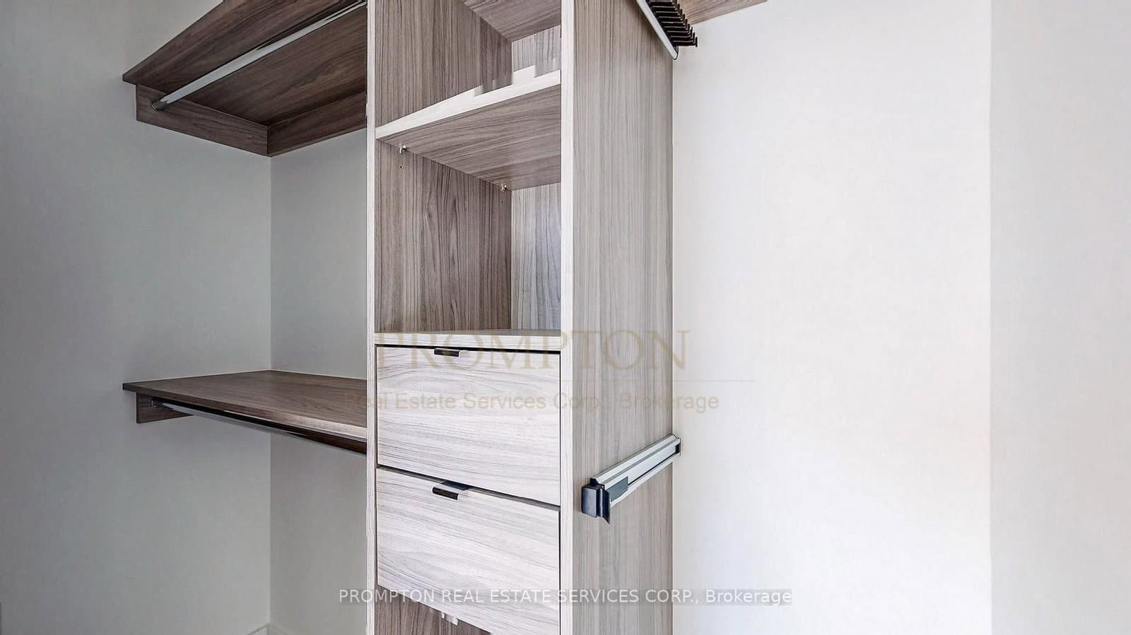 95 McMahon Drive, Unit 1109 thumbnail 19