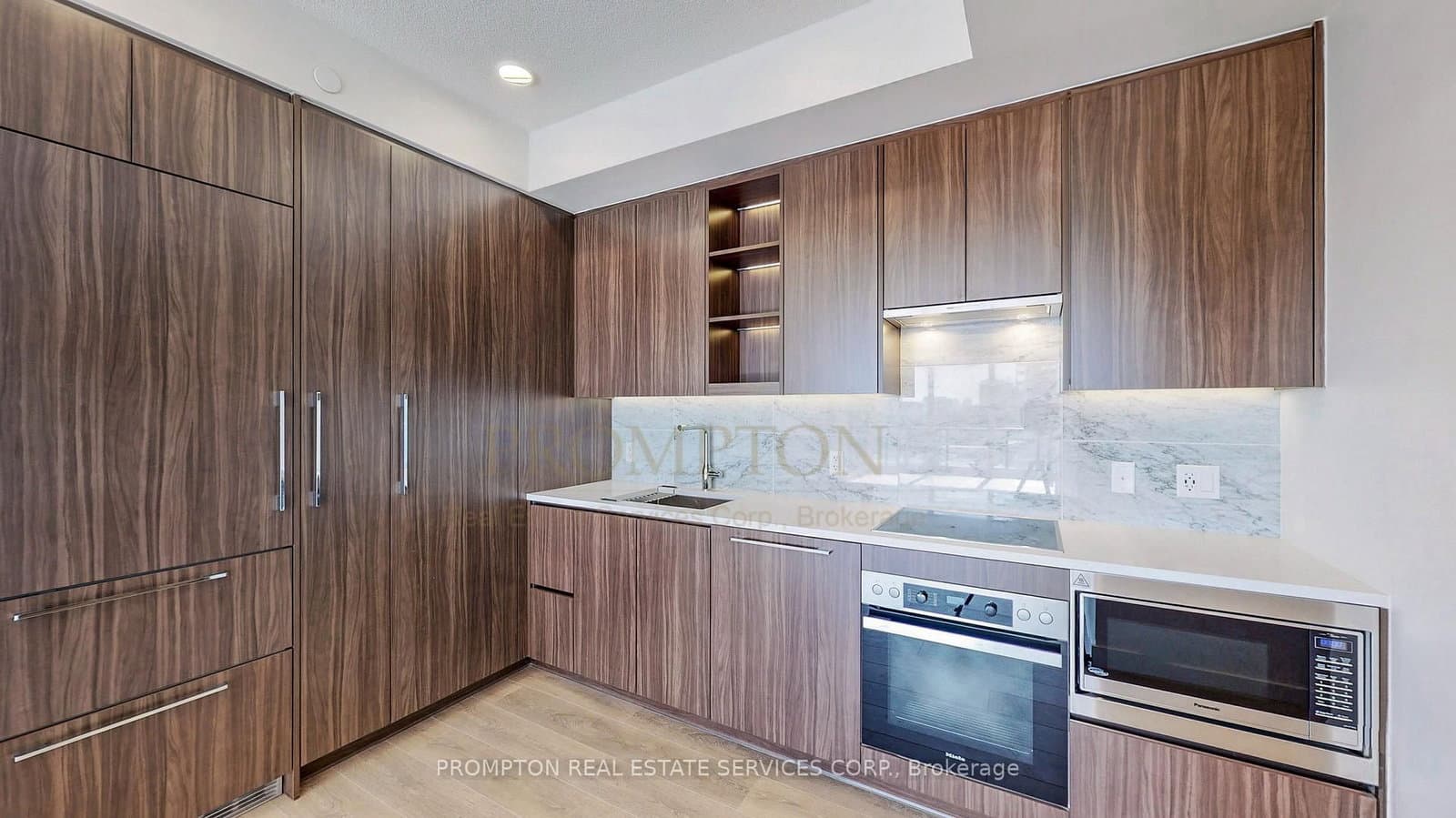 95 McMahon Drive, Unit 1109 thumbnail 10