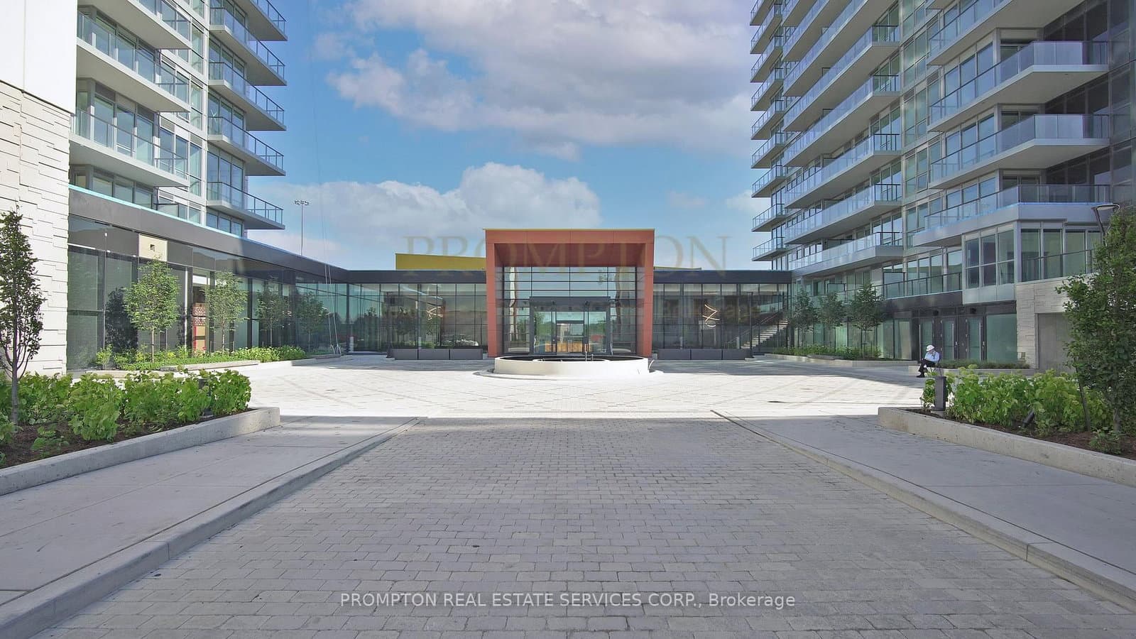 95 McMahon Drive, Unit 1109 thumbnail 3