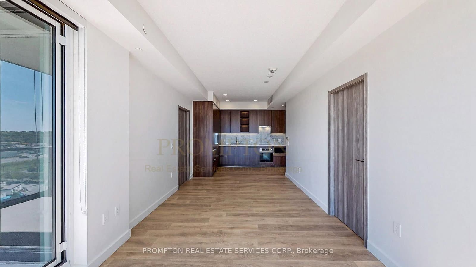 95 McMahon Drive, Unit 1109 thumbnail 7