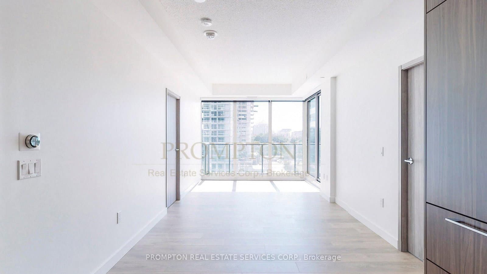 95 McMahon Drive, Unit 1109 thumbnail 29