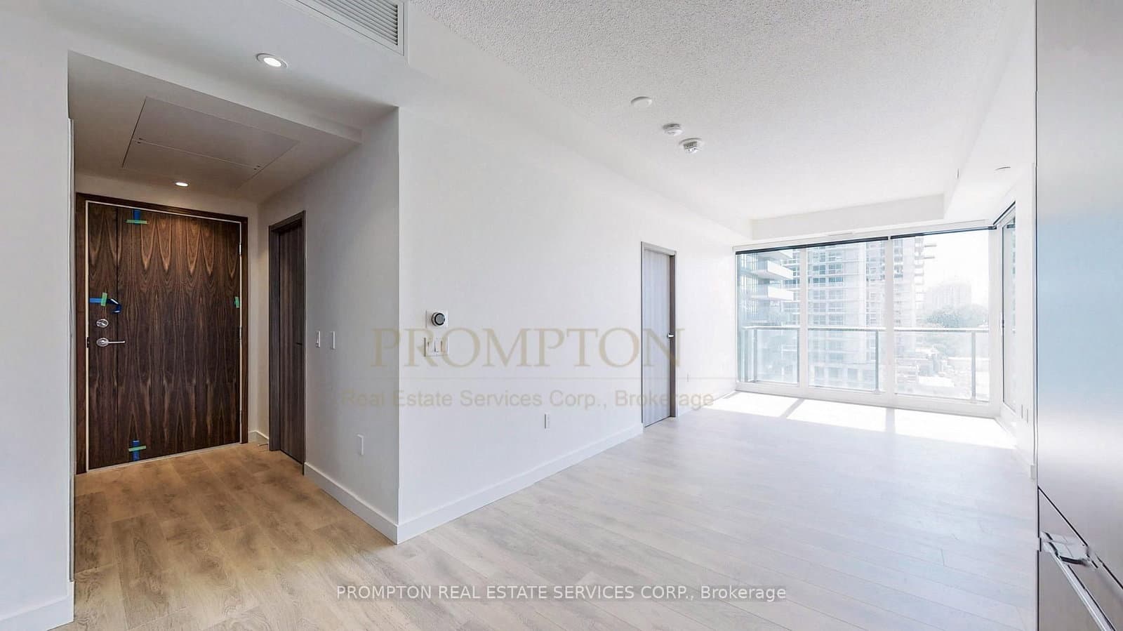 95 McMahon Drive, Unit 1109 thumbnail 30