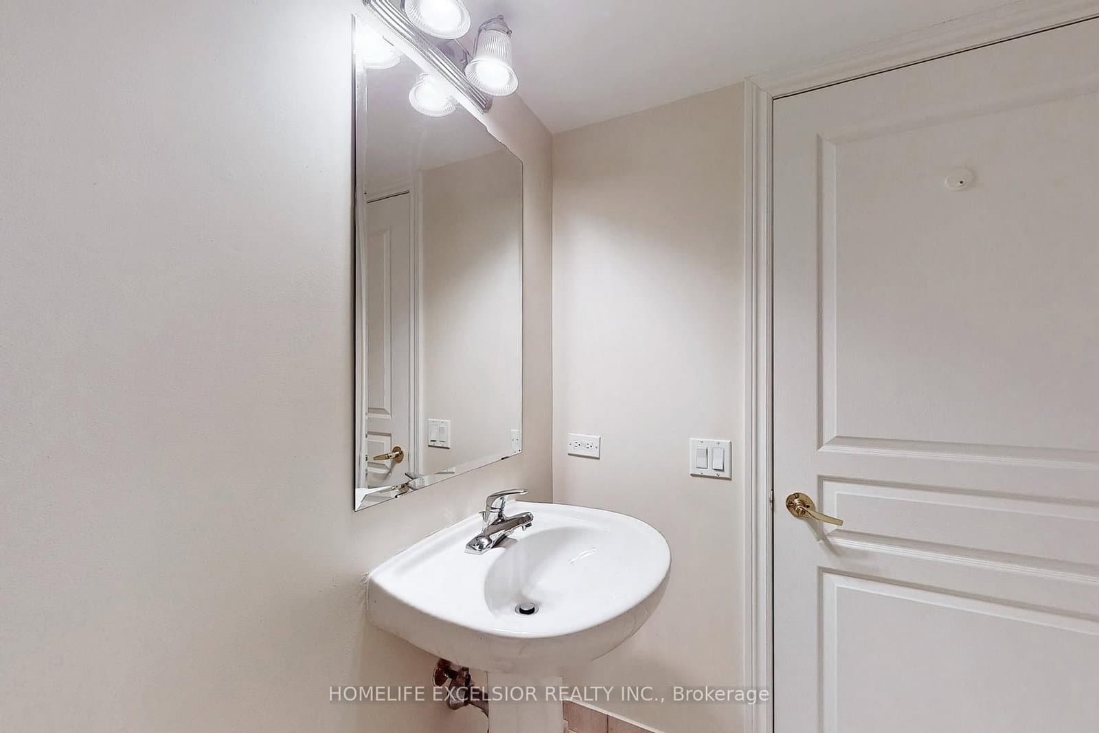 15 Northtown Way, Unit 2029 thumbnail 22