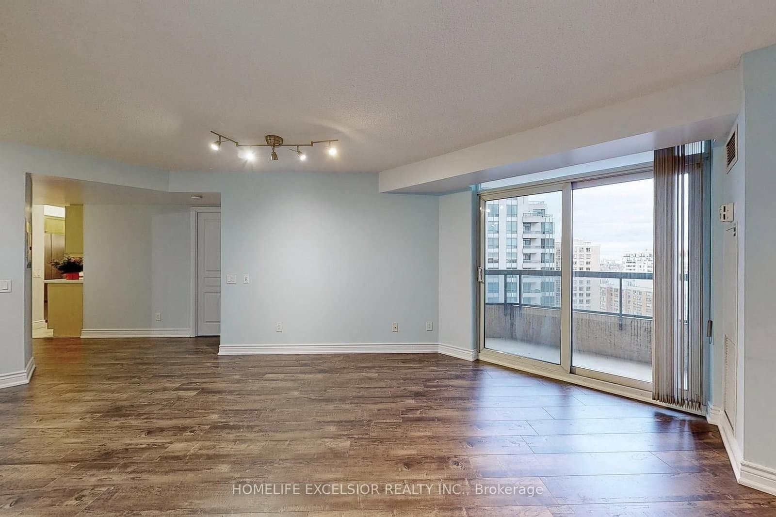 15 Northtown Way, Unit 2029 thumbnail 5