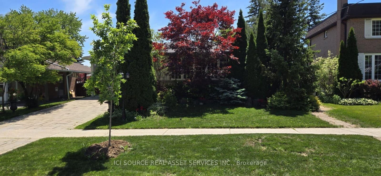 45 Clareville Crescent - Image 1