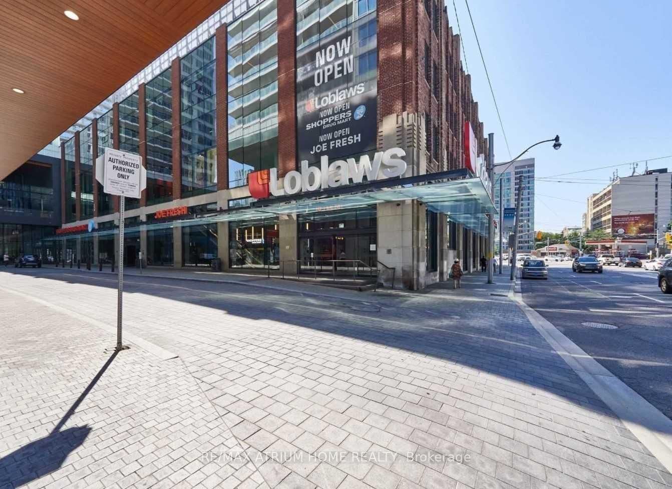 19 Bathurst Street, Unit 3206 thumbnail 4