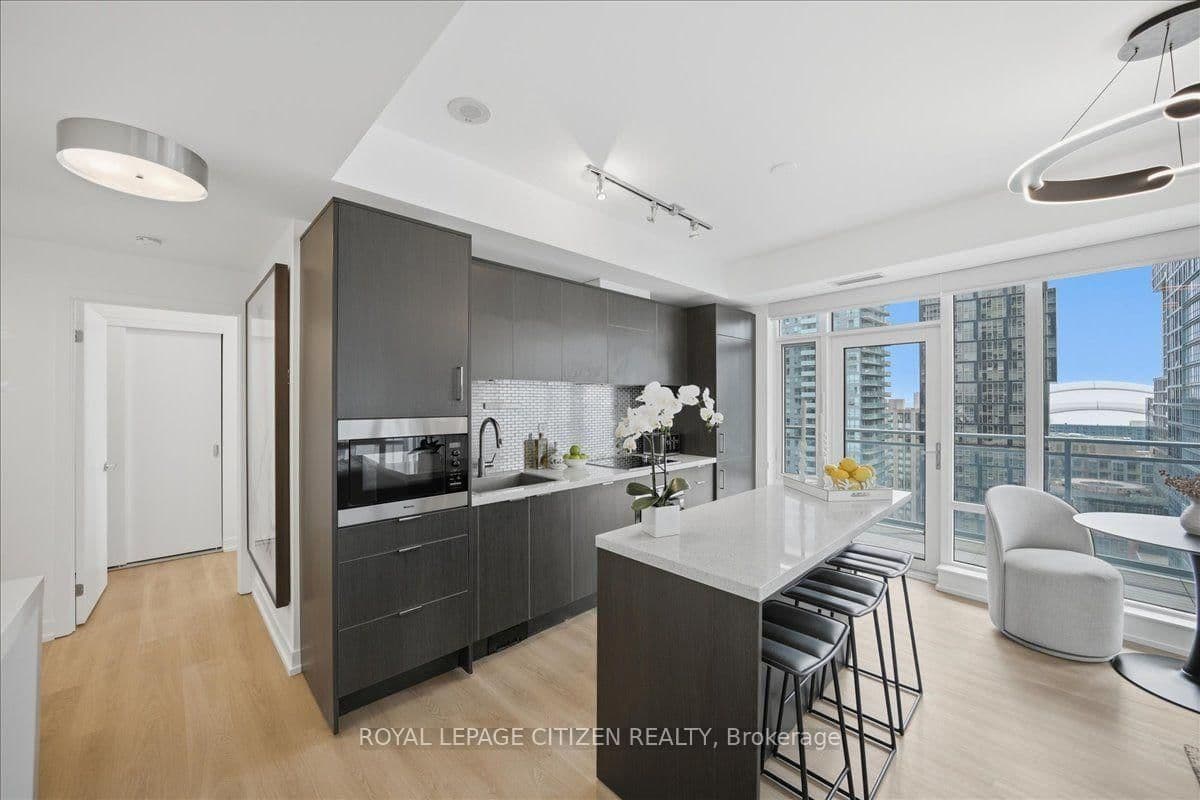 21 Widmer Street, Unit 1911 thumbnail 11