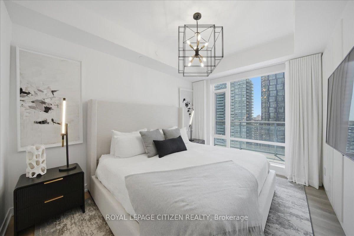 21 Widmer Street, Unit 1911 thumbnail 24