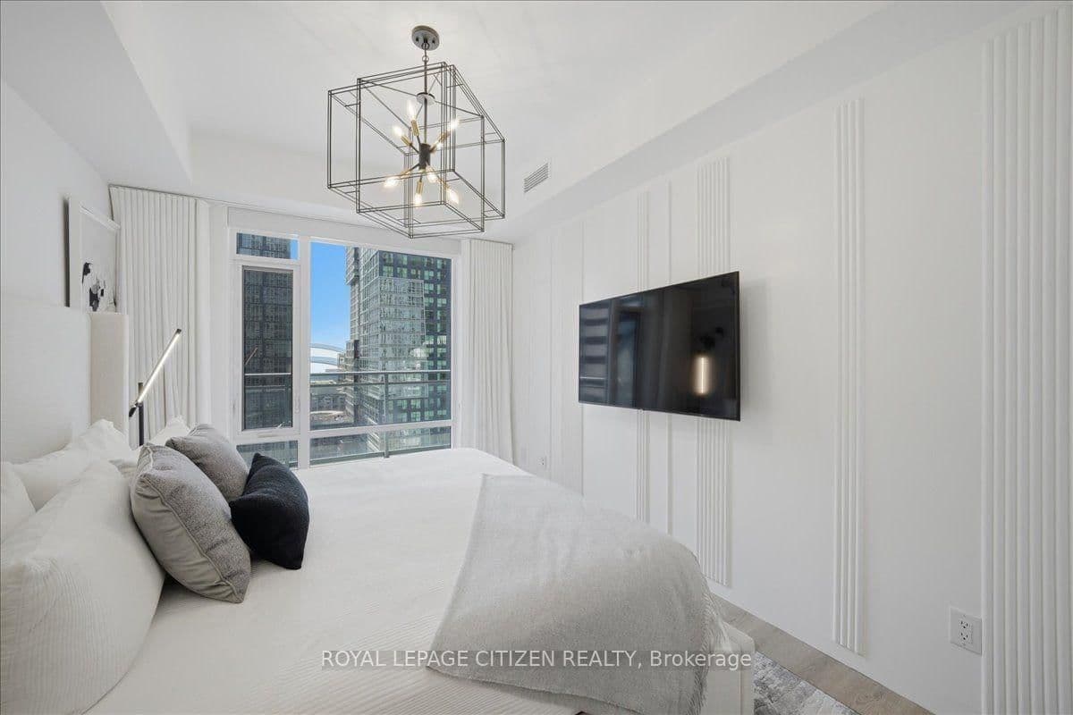 21 Widmer Street, Unit 1911 thumbnail 25