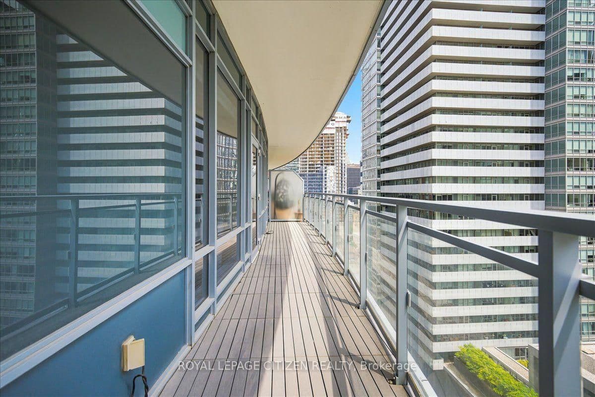 21 Widmer Street, Unit 1911 thumbnail 31