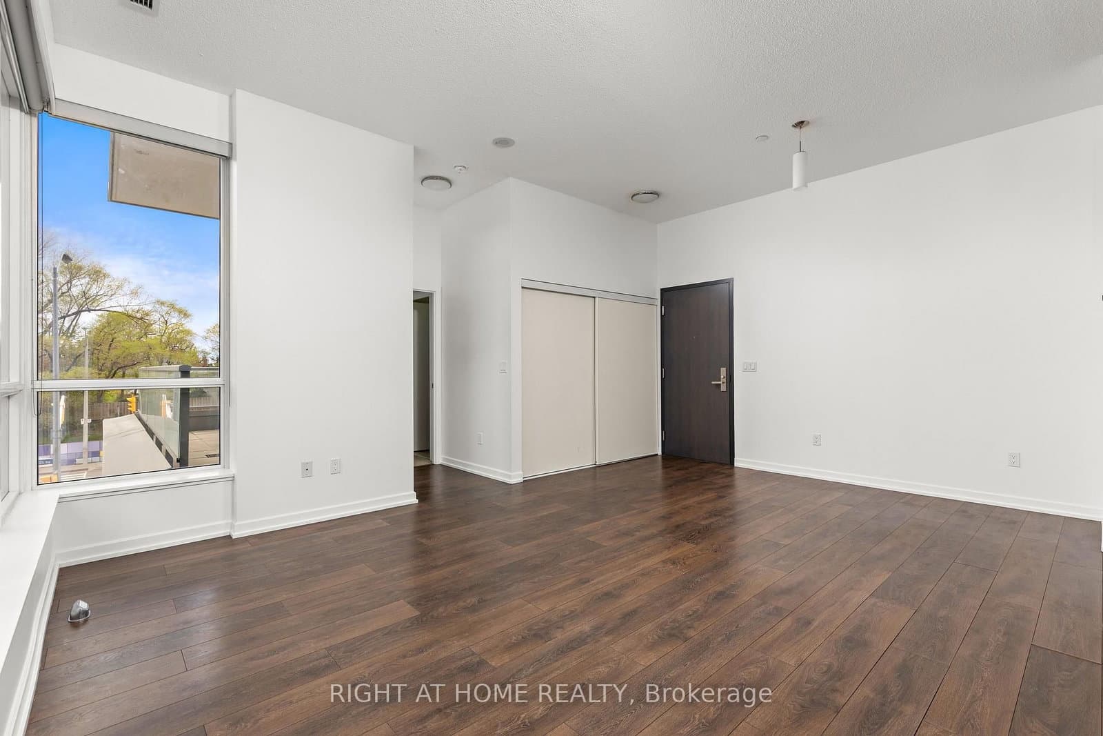 52 Forest Manor Road, Unit 108 thumbnail 11