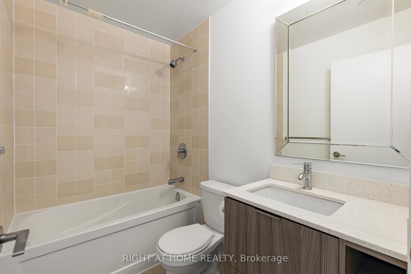 52 Forest Manor Road, Unit 108 thumbnail 18