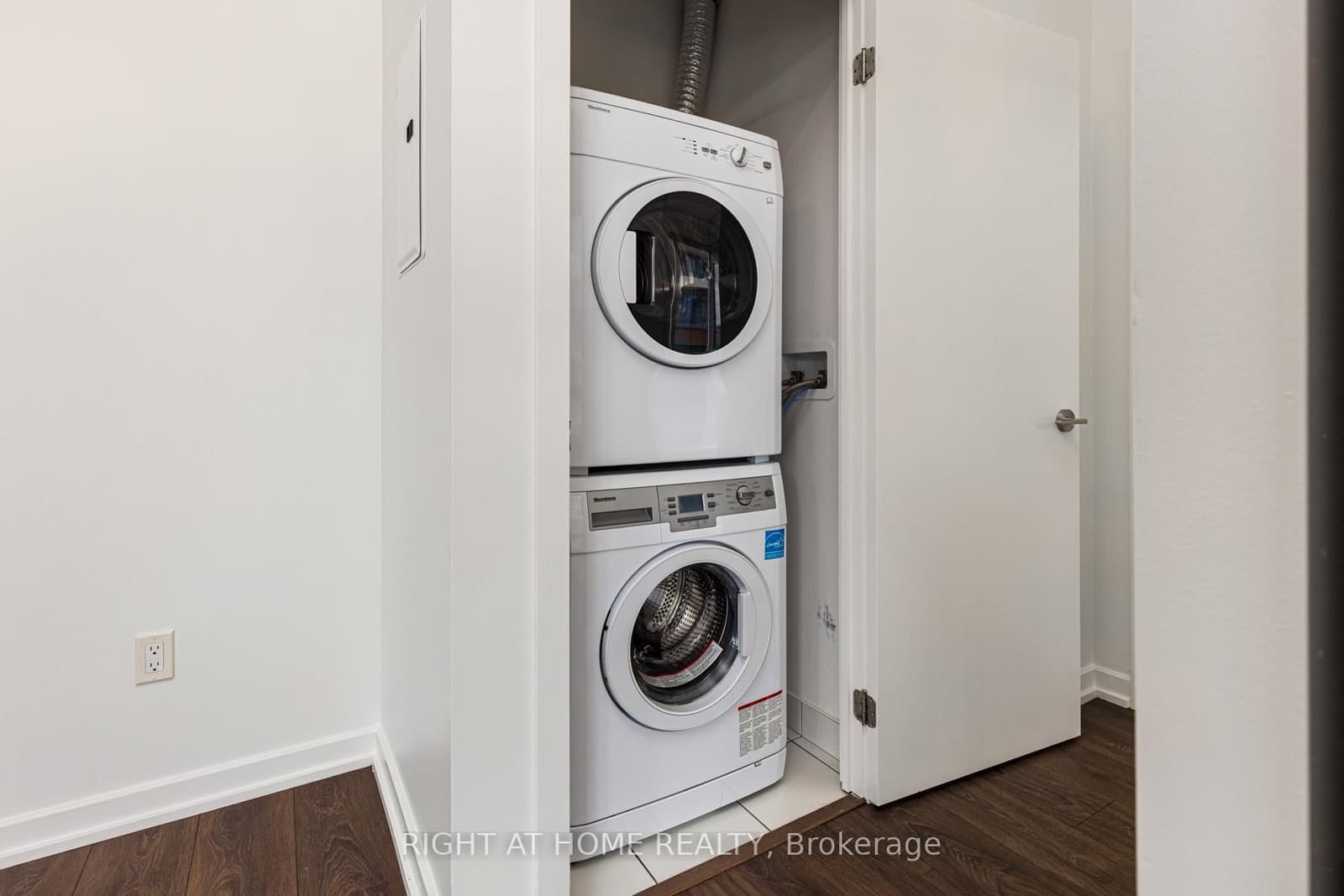 52 Forest Manor Road, Unit 108 thumbnail 22