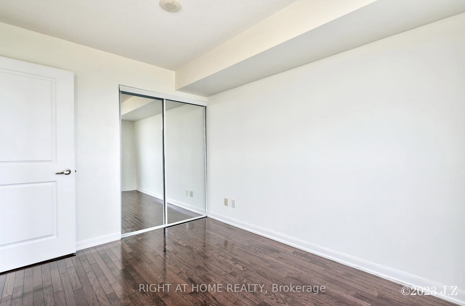 5793 Yonge Street, Unit 1009 thumbnail 12