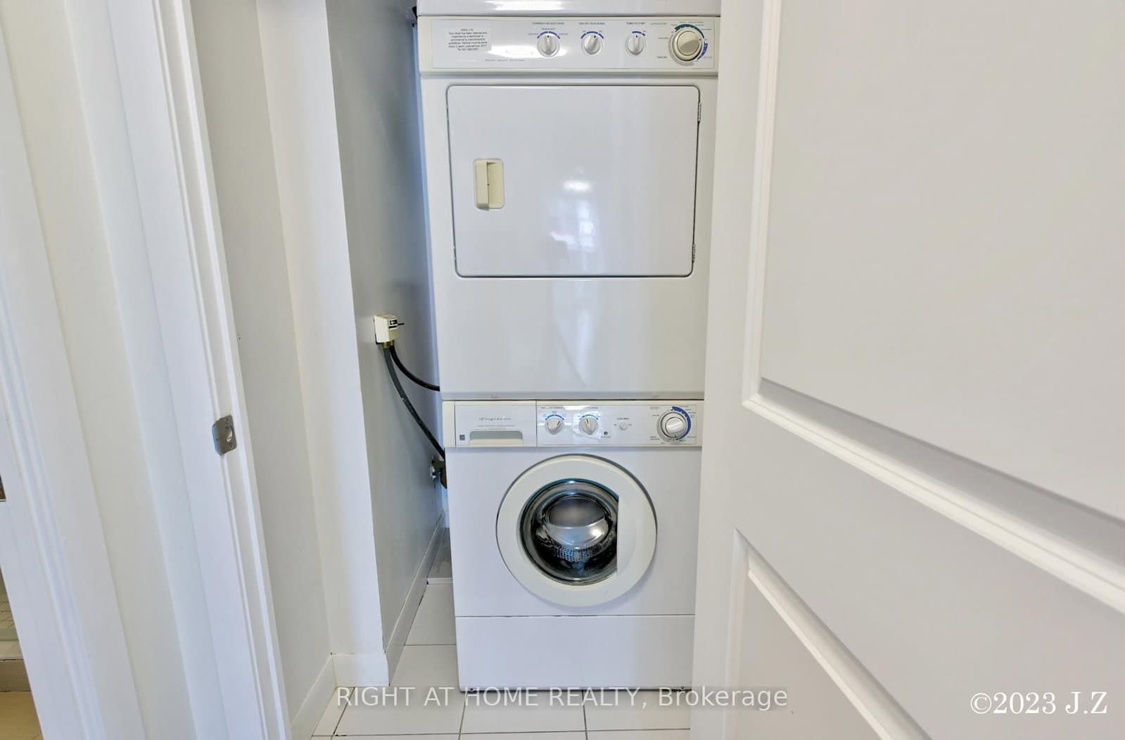 5793 Yonge Street, Unit 1009 thumbnail 17