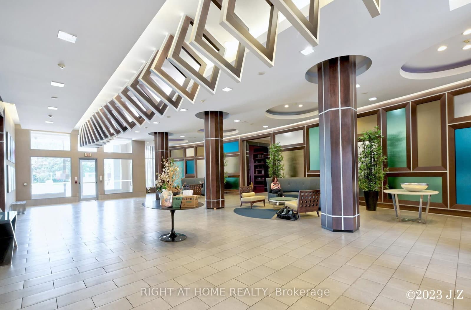 5793 Yonge Street, Unit 1009 thumbnail 3
