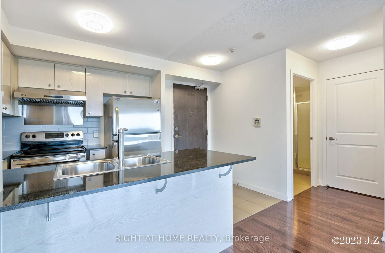 5793 Yonge Street, Unit 1009 thumbnail 4