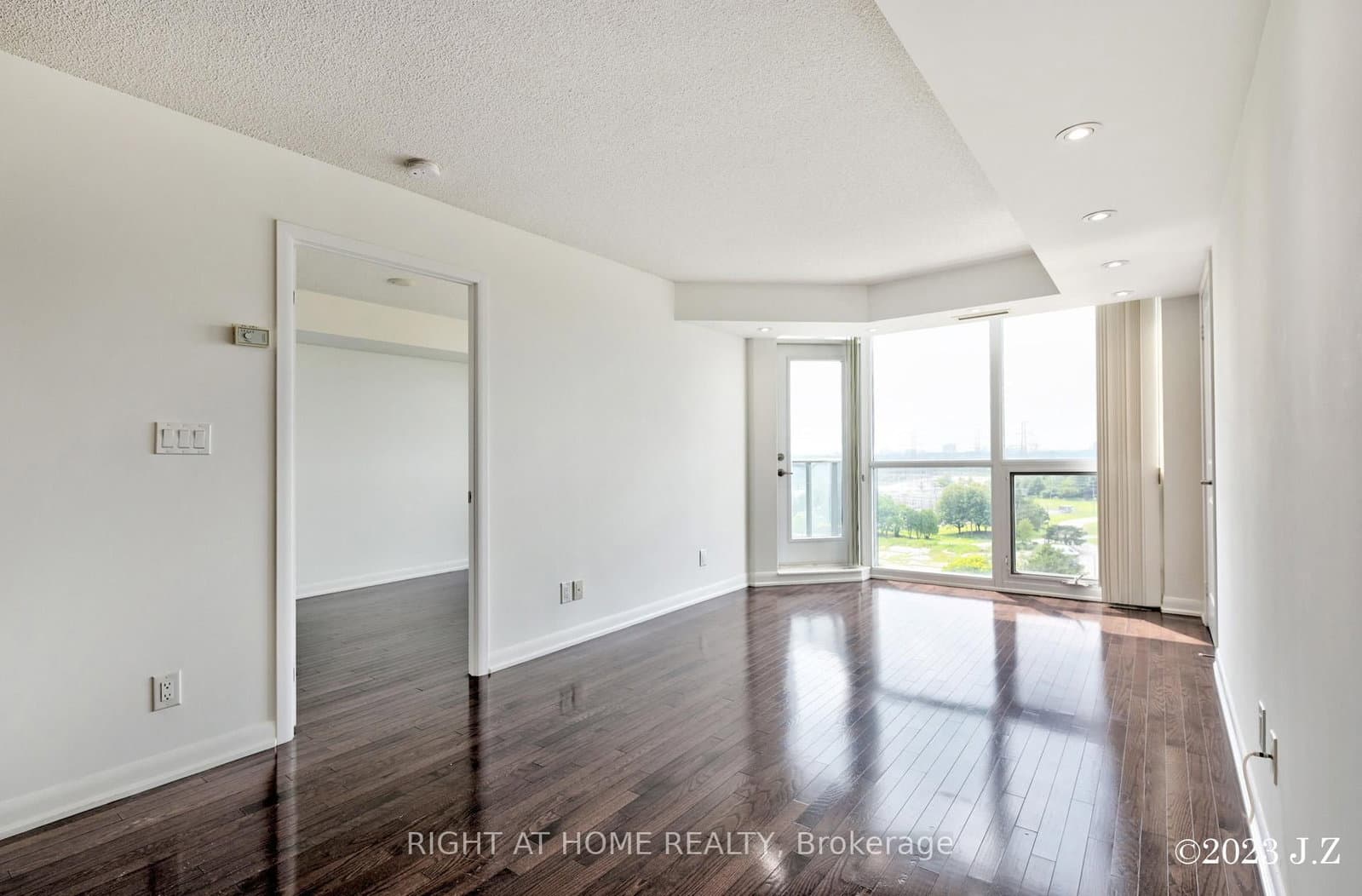 5793 Yonge Street, Unit 1009 thumbnail 7