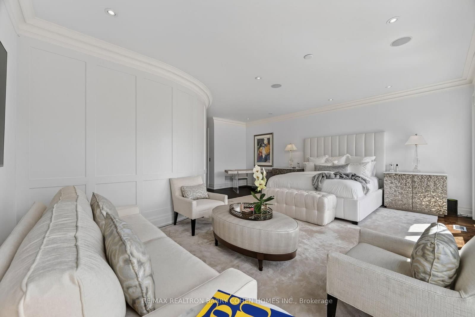 20B Woodlawn Avenue W thumbnail 21