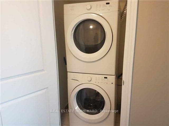 28 Ted Rogers Way, Unit 1410 thumbnail 10