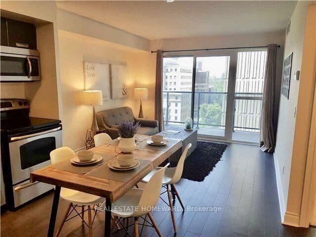 28 Ted Rogers Way, Unit 1410 thumbnail 4