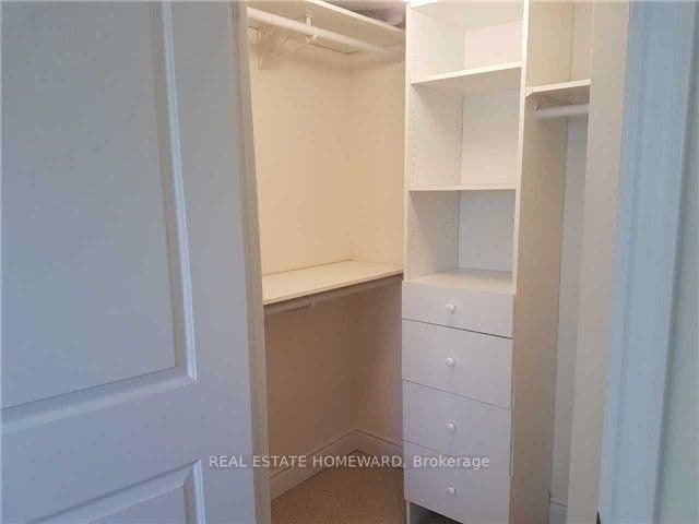 28 Ted Rogers Way, Unit 1410 thumbnail 8