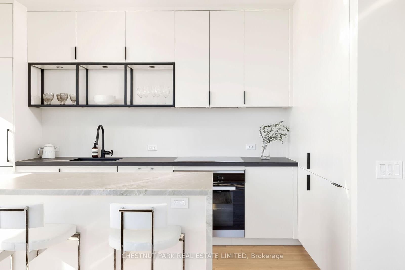 505 Richmond Street W, Unit 1311 thumbnail 19