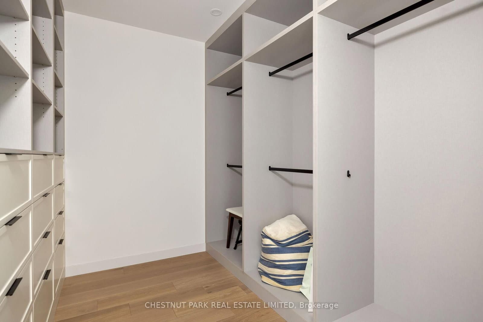 505 Richmond Street W, Unit 1311 thumbnail 38