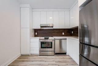 288 Markham Street, Unit Upper (2nd Floor) thumbnail 5