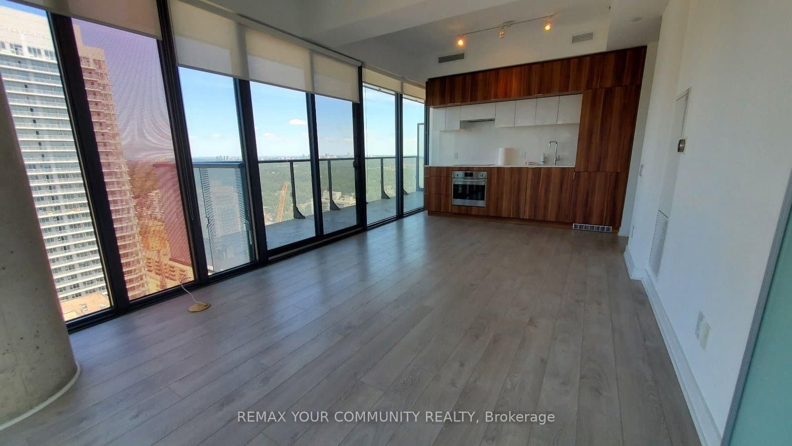 185 Roehampton Avenue, Unit 2503 thumbnail 7