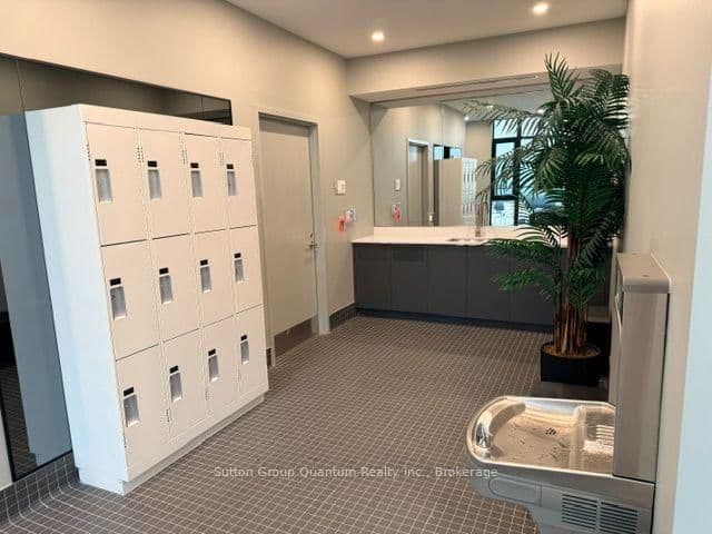 5858 Yonge Street, Unit condo townhouse 01 thumbnail 26