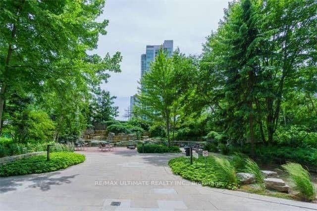 361 Front Street W, Unit 326 thumbnail 17
