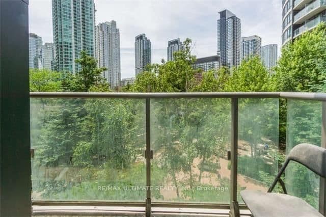 361 Front Street W, Unit 326 thumbnail 7