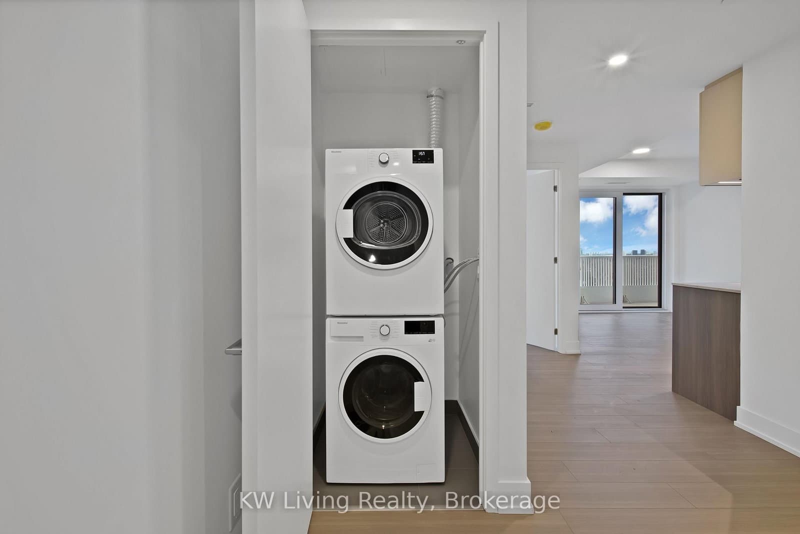 36 Olive Avenue, Unit 809 thumbnail 33