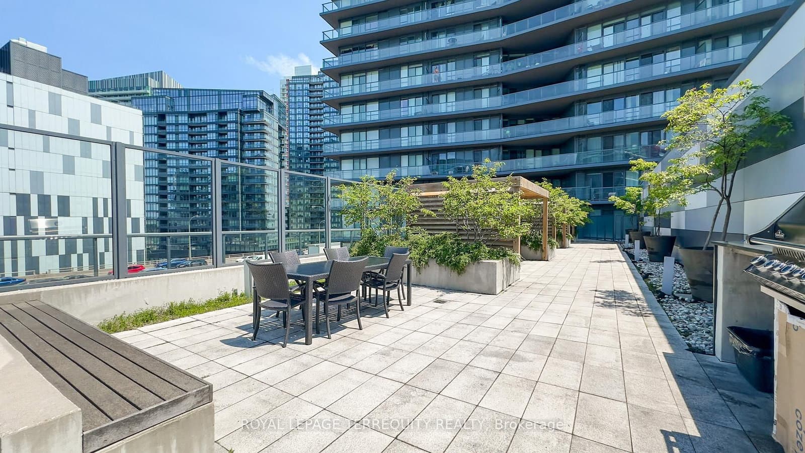 20 Bruyeres Mews, Unit 1705 thumbnail 29