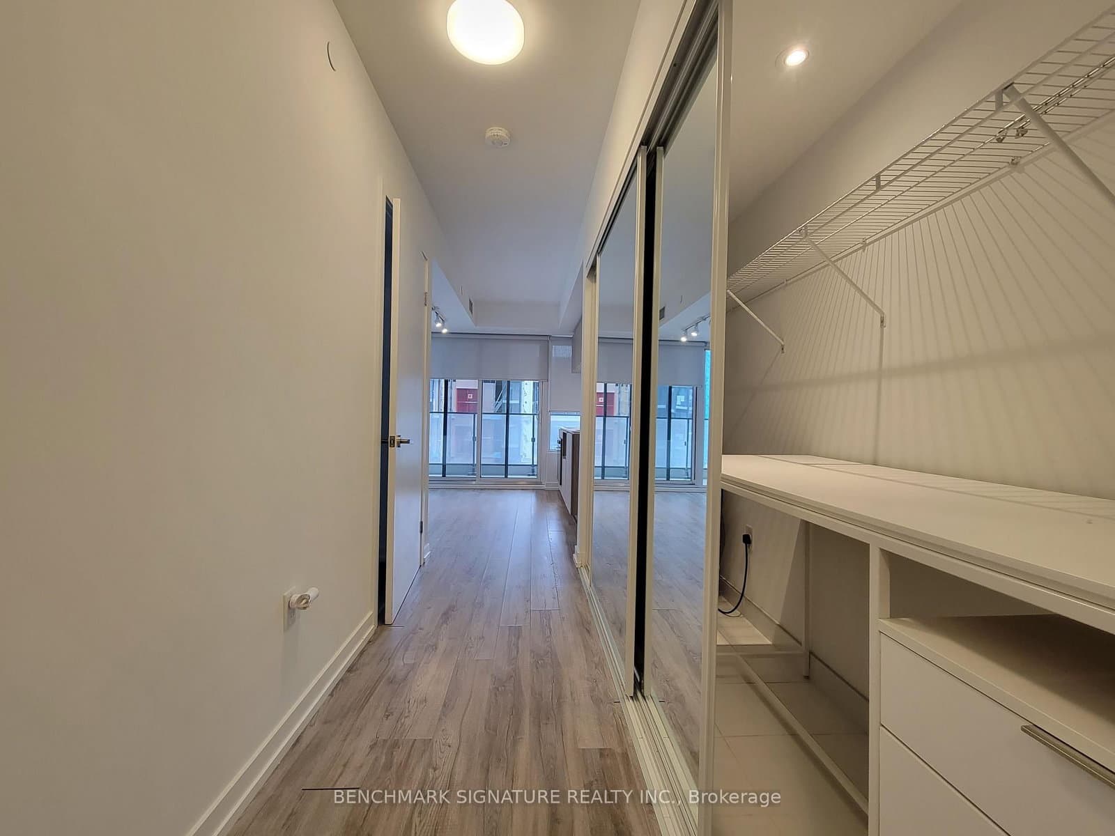 77 Shuter Street, Unit 607 thumbnail 12
